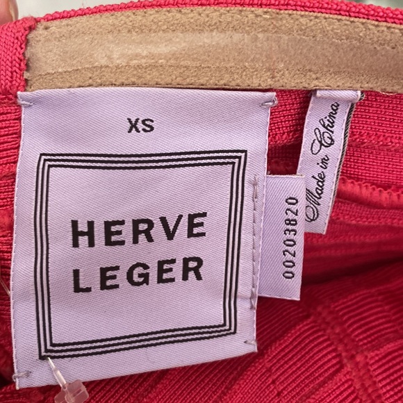Authentic Herve Leger strapless hot pink Colby fuschia bandage size XS - Picture 2 of 4